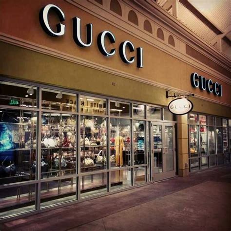 gucci store outlet locations